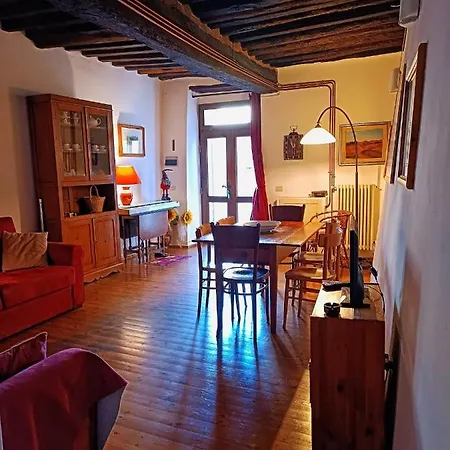 Casa In Castello Medioevale Appartamento
