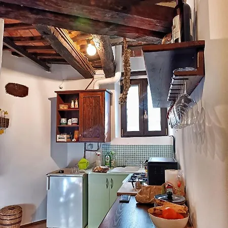 Casa In Castello Medioevale Apartment Montemerano
