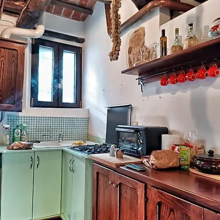 Casa In Castello Medioevale Montemerano